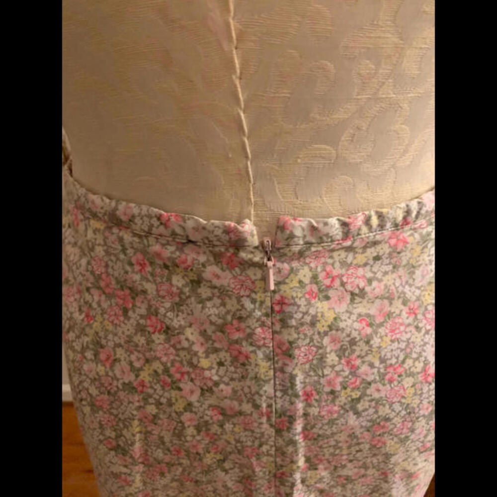 Ditsy Floral Cotton Stretch Gap Skirt - Picture 6 of 9